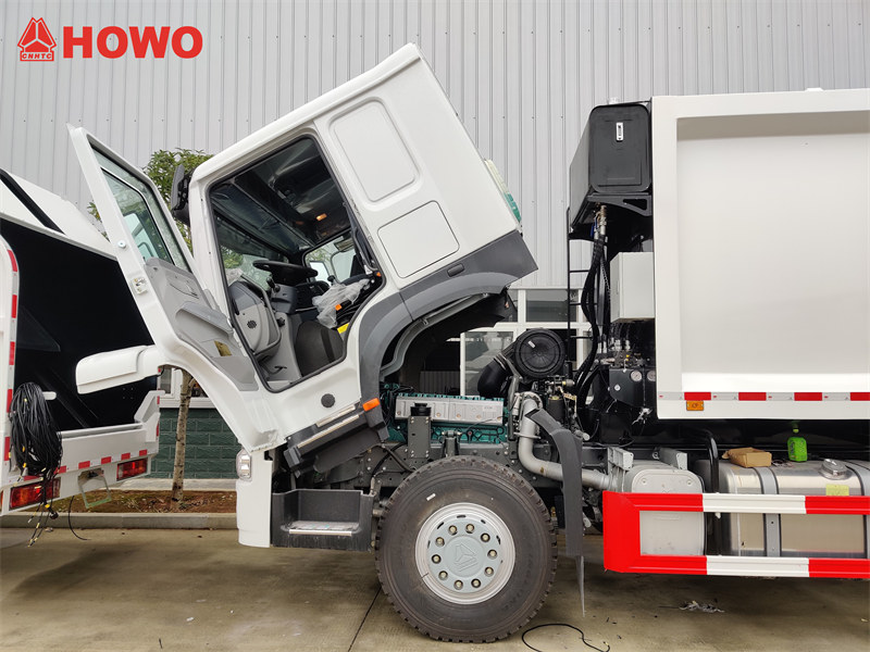 HOWO rear loader truck cabinet