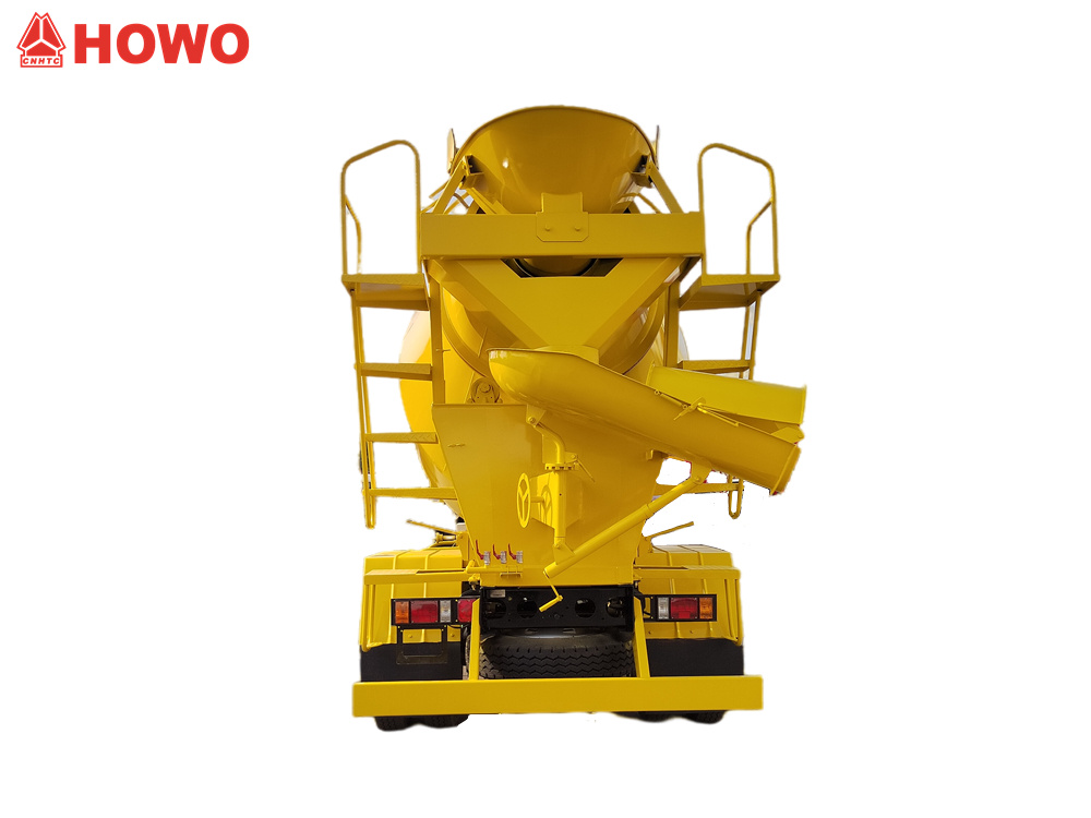 Sinotruk Howo 180HP 4X2 5m3 Concrete Mixer Truck