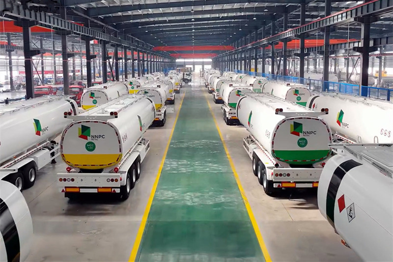 Адебайо Тунде