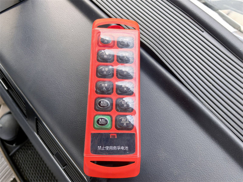 Howo TX garbage hook lift truck