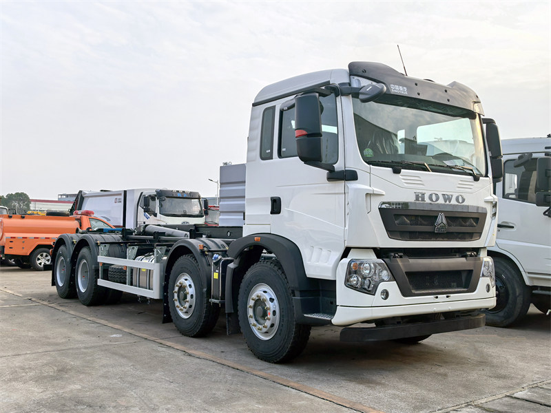 Howo hook lift truck