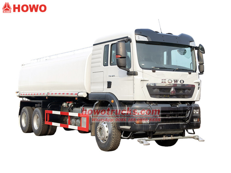 HOWO 6x4 water truck