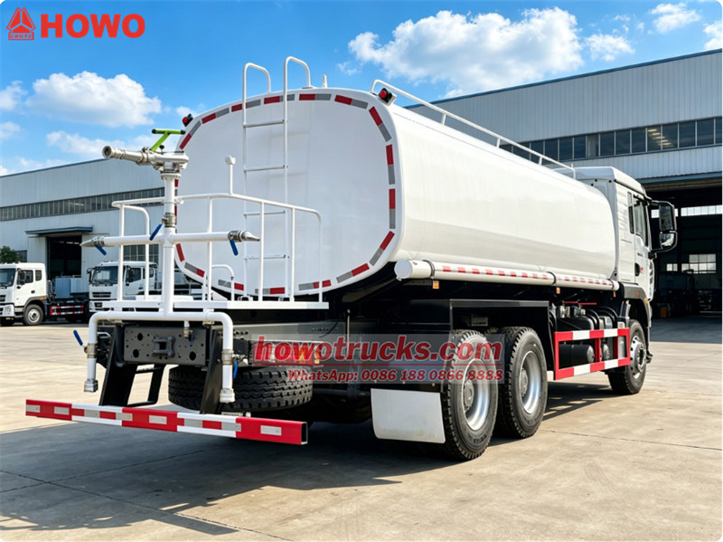 HOWO 20000L water tank truck