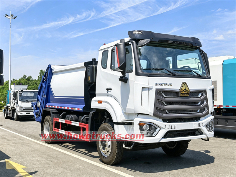 HOWO 4x2 14cbm rear loader compactor truck