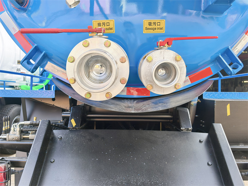 HOWO vacuum pump sewage truck